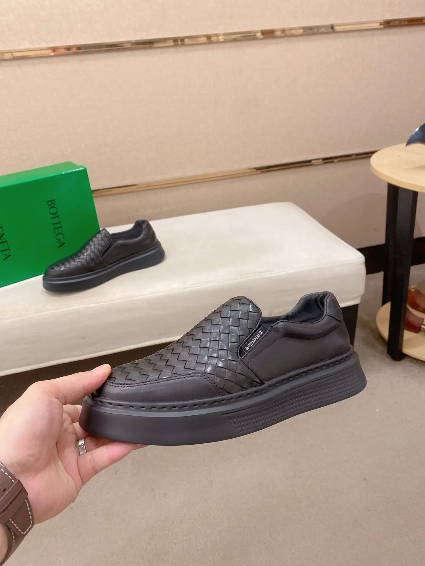 Men's shoes💰 500💰 【BV】The latest hot style‼ ️Casual men's shoes, uppers imported first-layer cowhide. Fully imported first-layer leather lining✔️Exquisite workmanship, excellent foot feel, special rubber sole✔️, cool and fashionable, the latest fashion, fashionable outsole, hurry up. Code number: 38-44